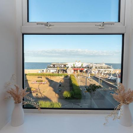 Sea Views Modern Two Bedroom Apartment لوستوفت المظهر الخارجي الصورة