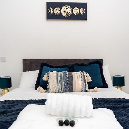 Sea Views Modern Two Bedroom Apartment لوستوفت المظهر الخارجي الصورة