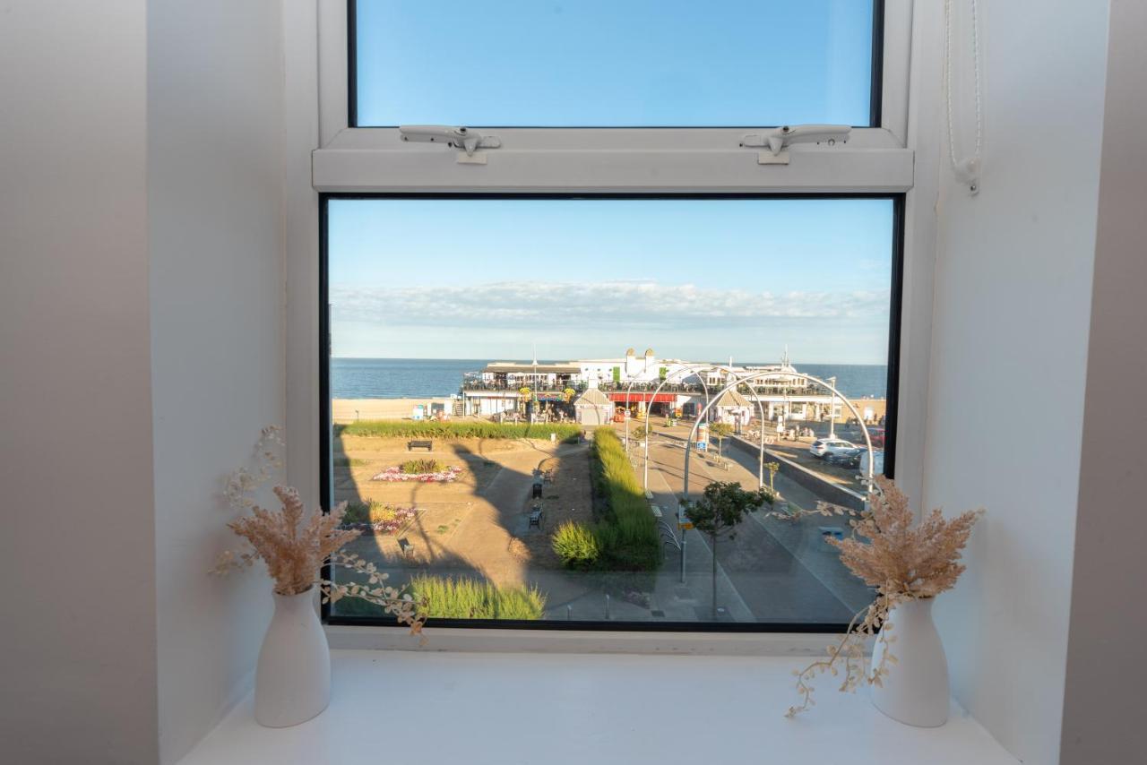 Sea Views Modern Two Bedroom Apartment لوستوفت المظهر الخارجي الصورة