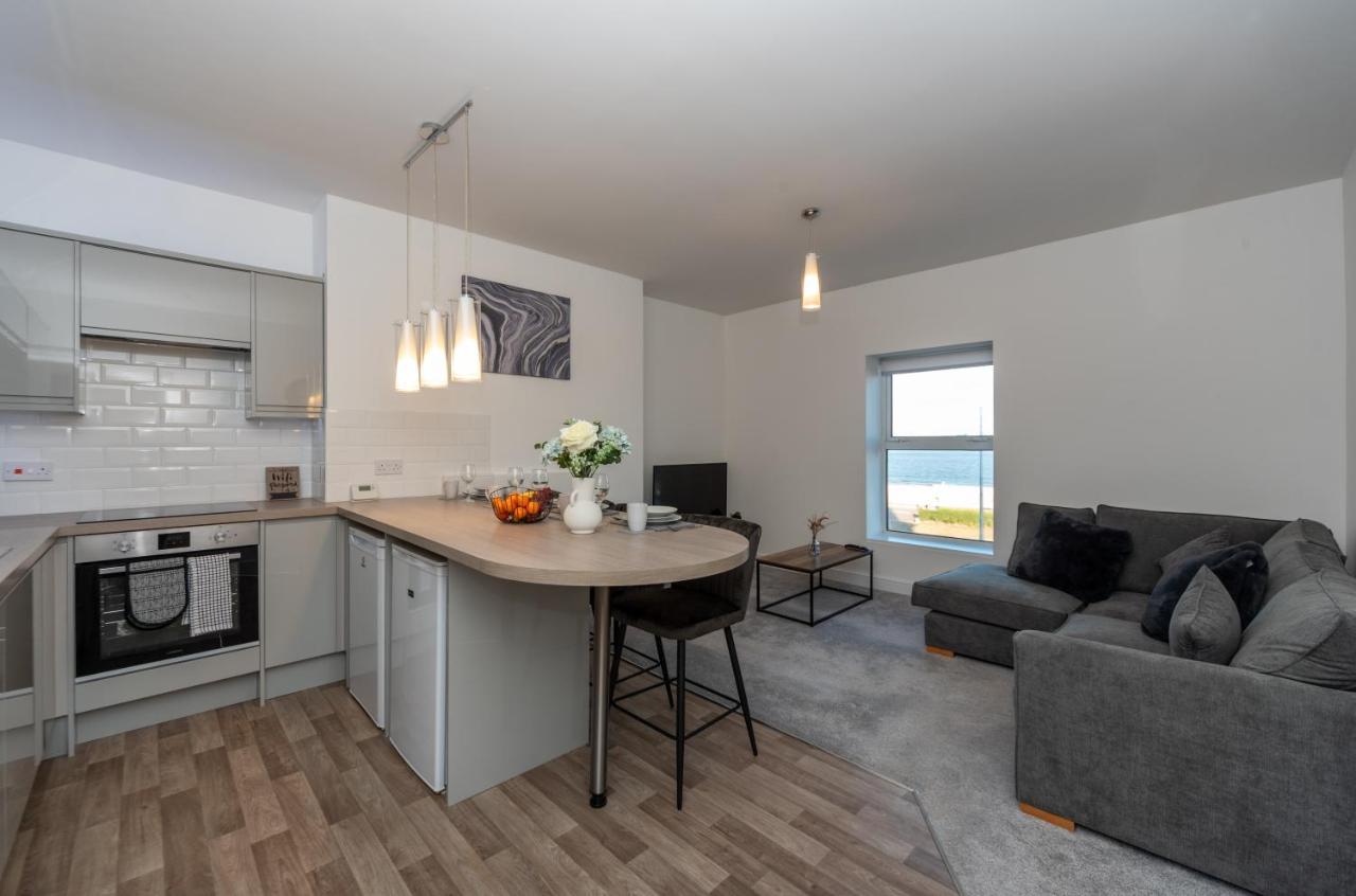 Sea Views Modern Two Bedroom Apartment لوستوفت المظهر الخارجي الصورة
