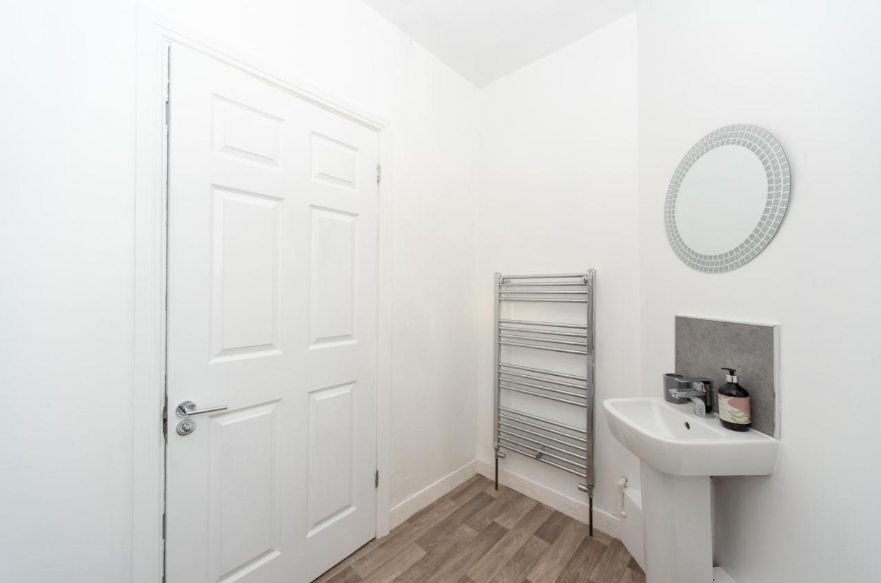Sea Views Modern Two Bedroom Apartment لوستوفت المظهر الخارجي الصورة